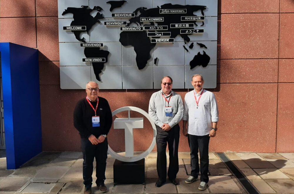 Divulgação - Representantes da UBEC - Dr. Genésio Zeferino, Dr. Ricardo Calegari e o Ir. Lúcio Dantas