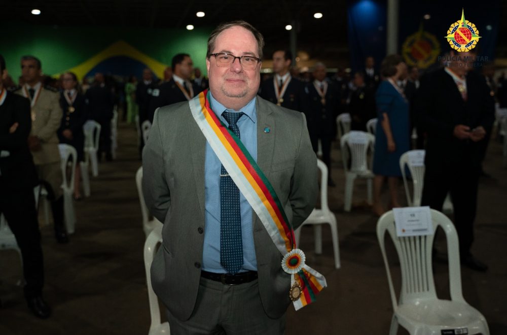 Reitor Ricardo Calegari